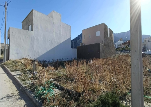 LOT DE TERRAIN A VENDRE