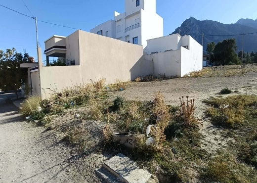 LOT DE TERRAIN A VENDRE